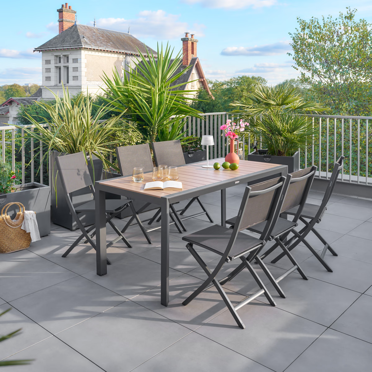 Marianae™ | Table de Jardin Effet Bois Honey & Graphite 6 Places